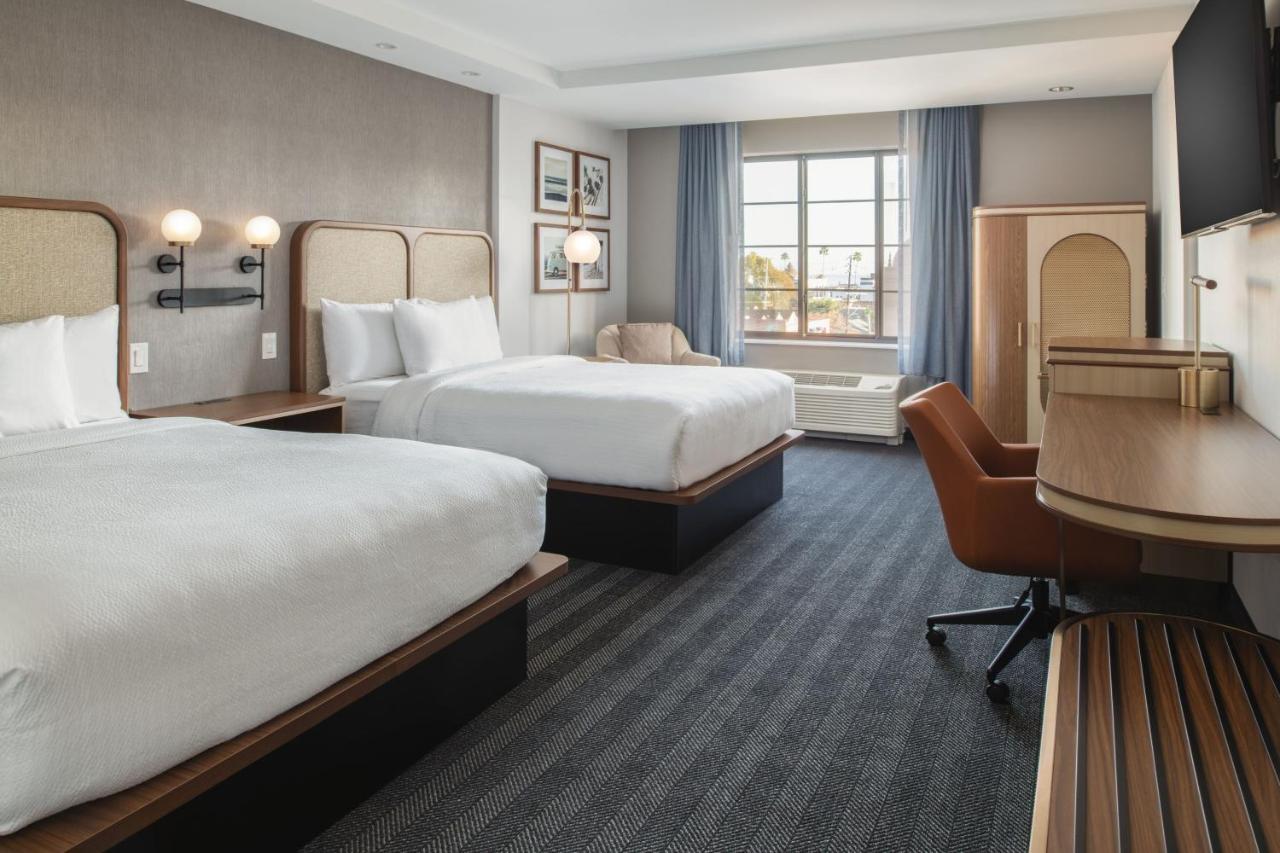 Courtyard By Marriott Santa Cruz Hotel Exterior photo