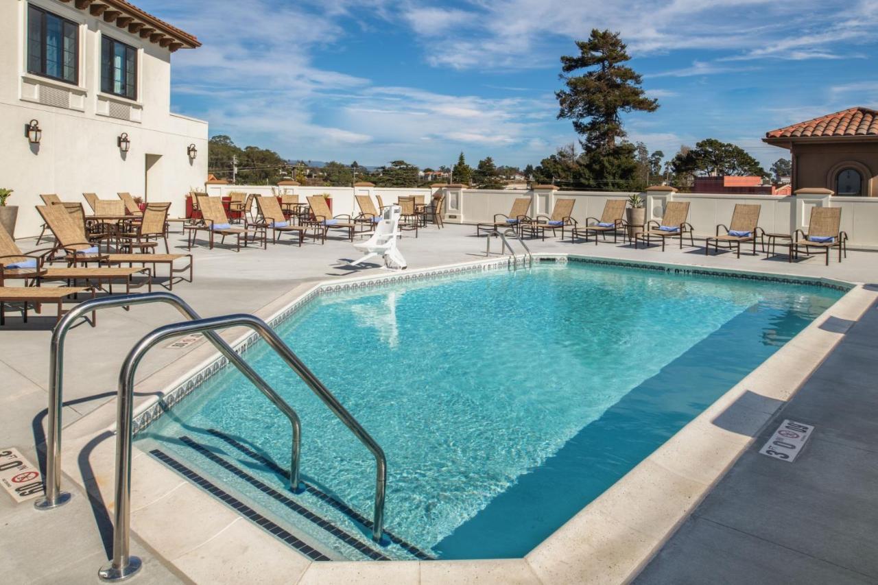 Courtyard By Marriott Santa Cruz Hotel Exterior photo
